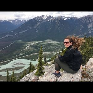 Meet your Posher, Karlee